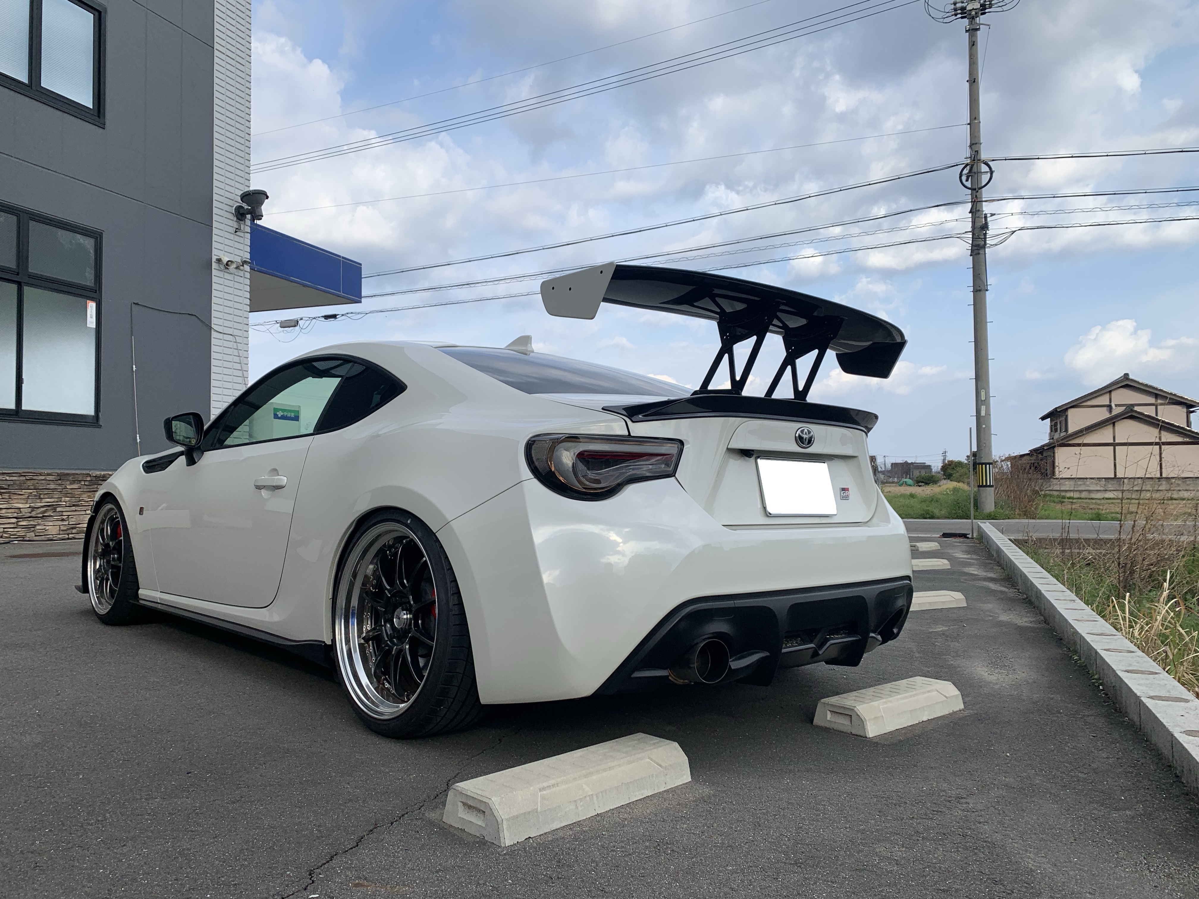 ZN6 86 VOLTEX GTウィング TYPE 10取付